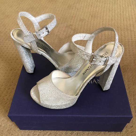 Stuart Weitzman Shoes - Stuart Weitzman Sashay Pumps